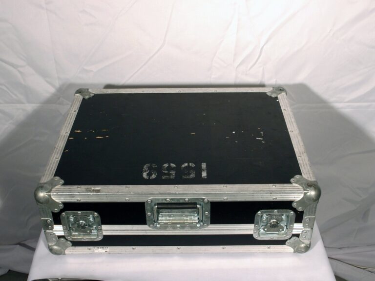 01v96v2 in flightcase