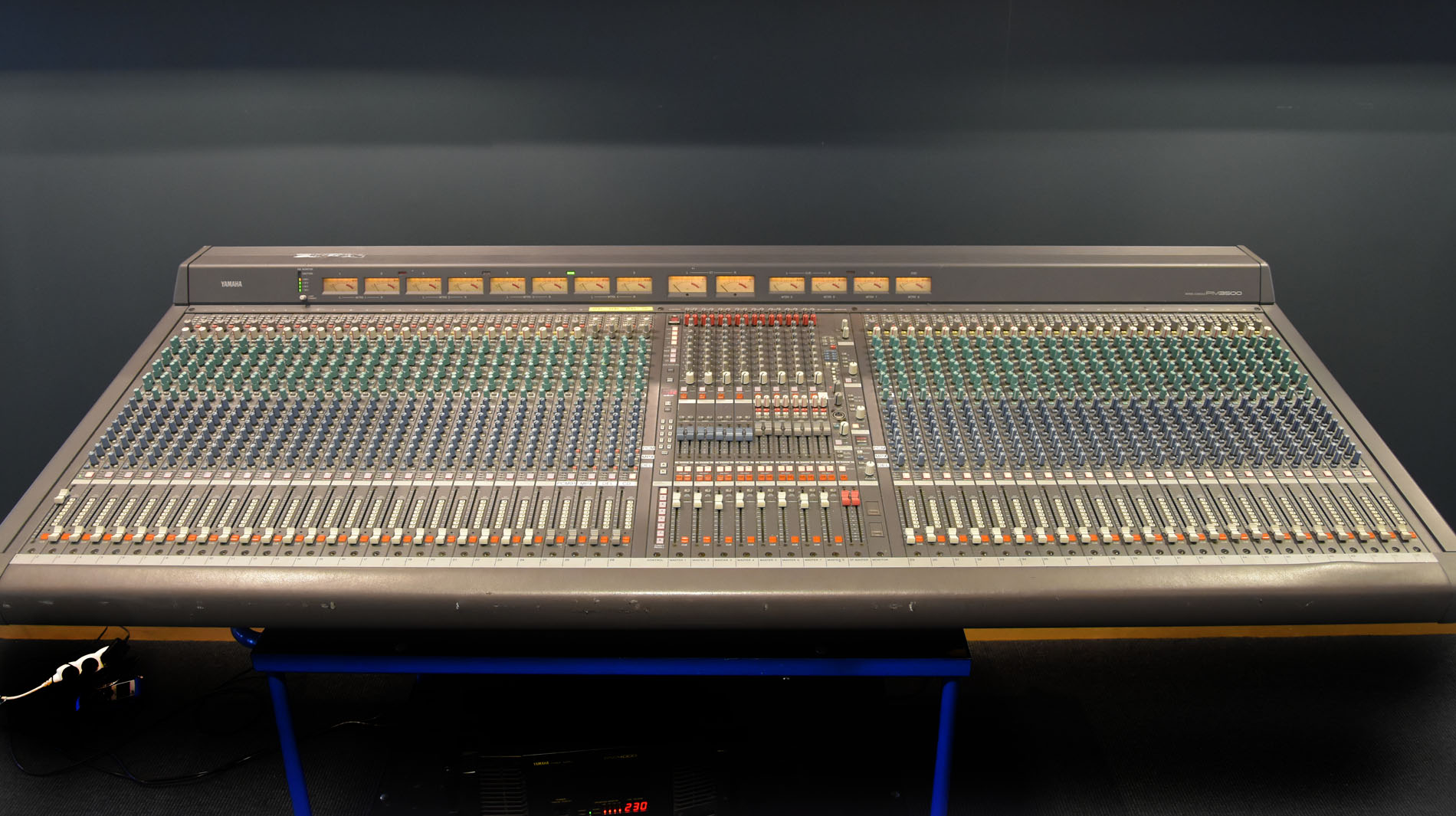 Yamaha PM3500-52 Mixing – Gearwise AV Stage Equipment