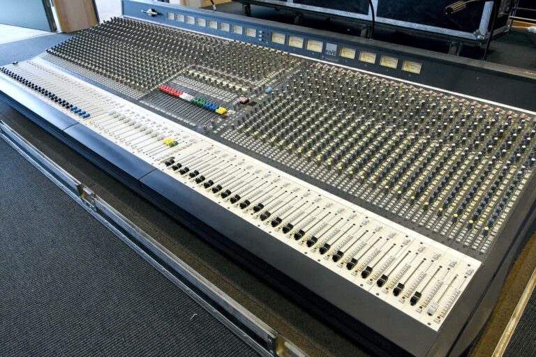 Soundcraft Series 5 for sale