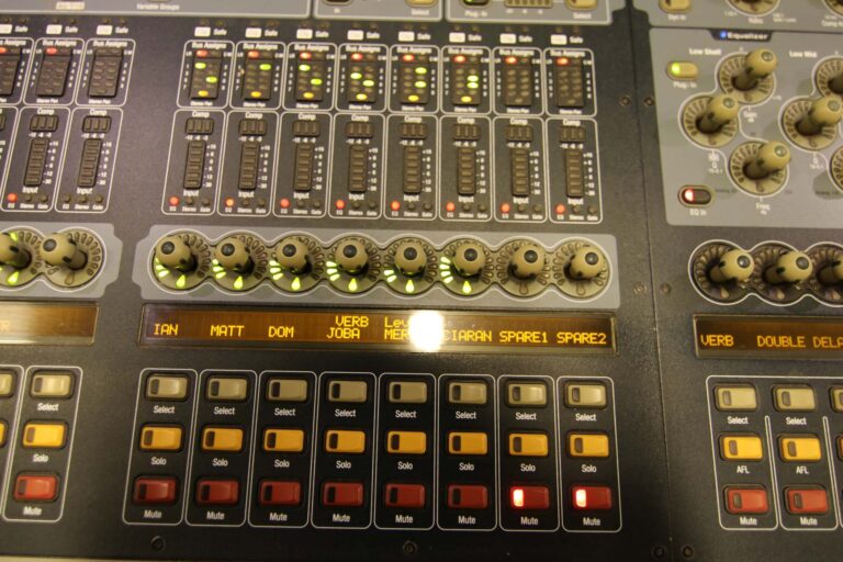 Avid VENUE Profile