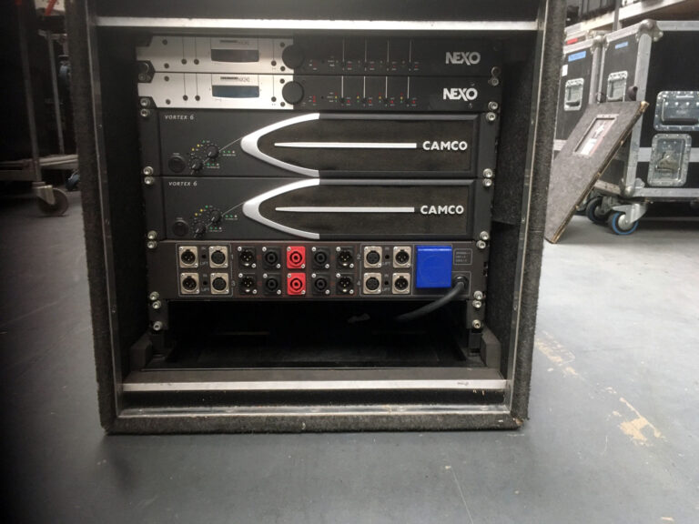 NEXO Geo-D amp rack