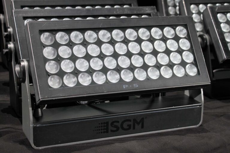 SGM P-5 LED Wash