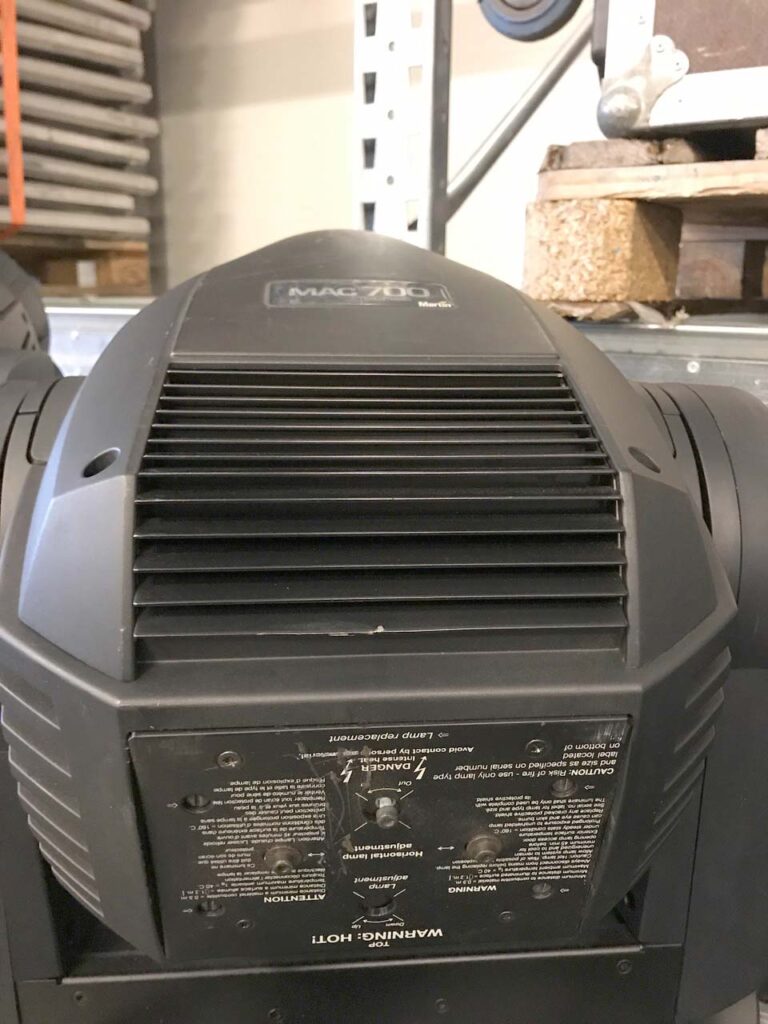 Martin MAC 700 Wash Profile