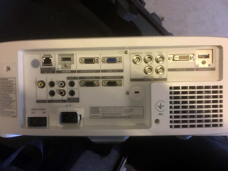 Panasonic PT-EW730 WXGA Projector