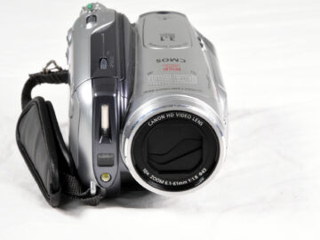 Canon HV20 HD Camera