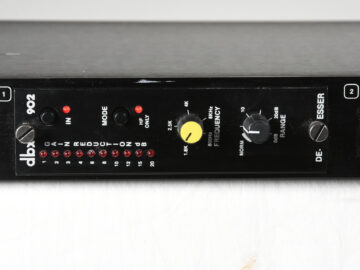 dbx 902