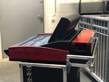 dLive S3000