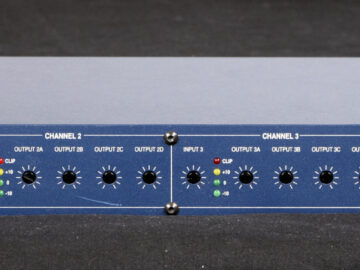 Symetrix 581E Distribution Amplifier