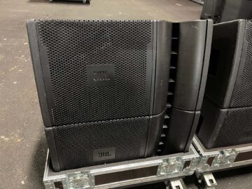 Jbl store vrx bass