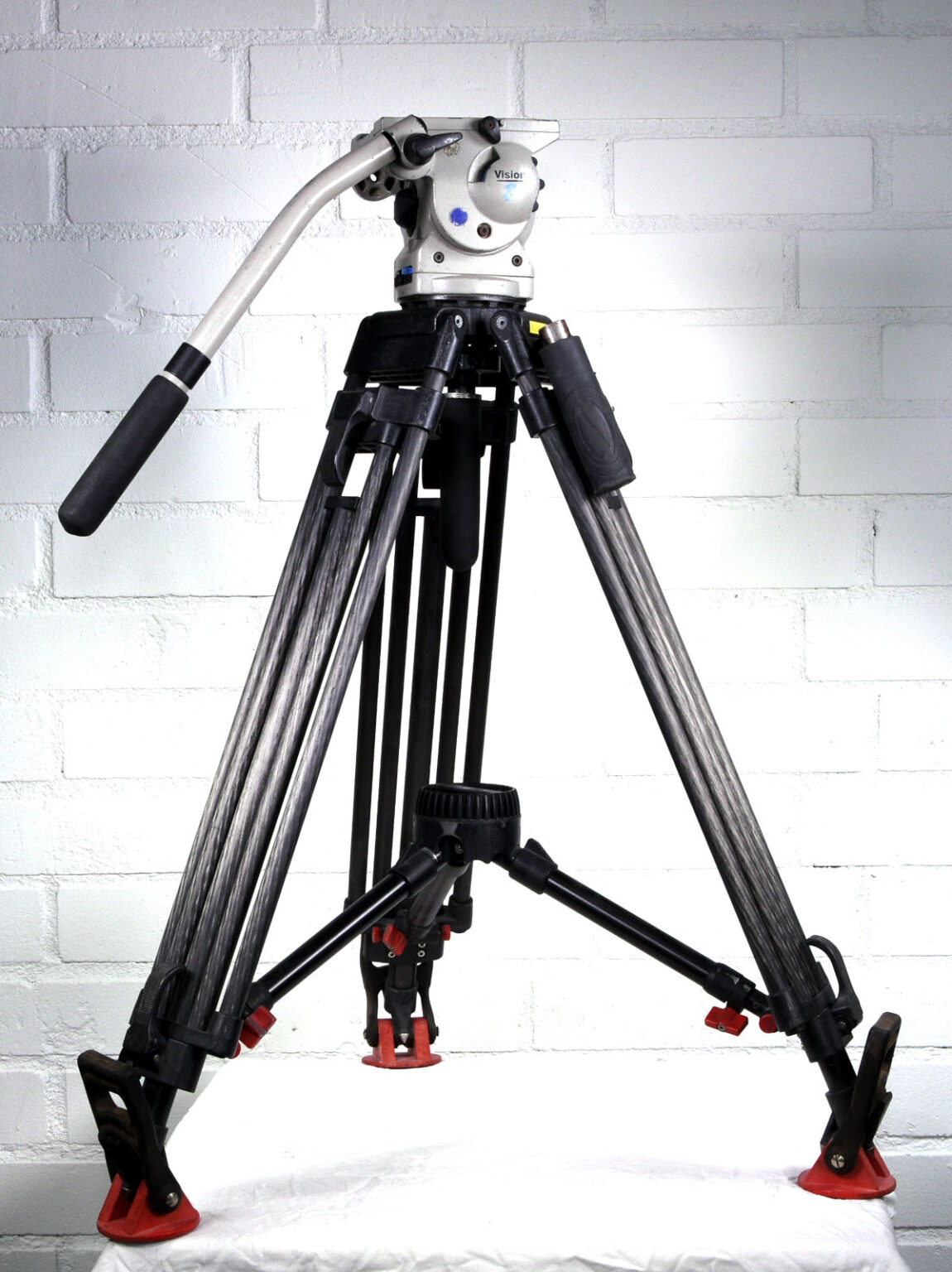 Sachtler Tripod CF + Vinten Vision 8 Head Gearwise AV & Stage Equipment