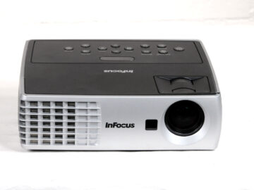 InFocus IN1102 Portable Projector