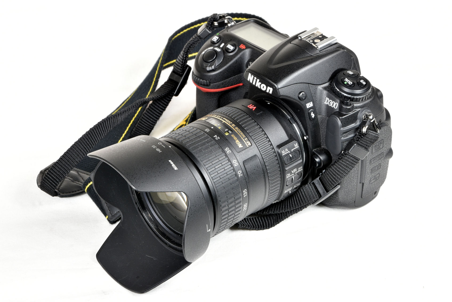 Nikon D300 DSLR Camera with 18-200mm AF-S – Gearwise – AV & Stage