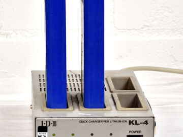 IDX KL-4 Li-Ion Quick Charger 2x batteries