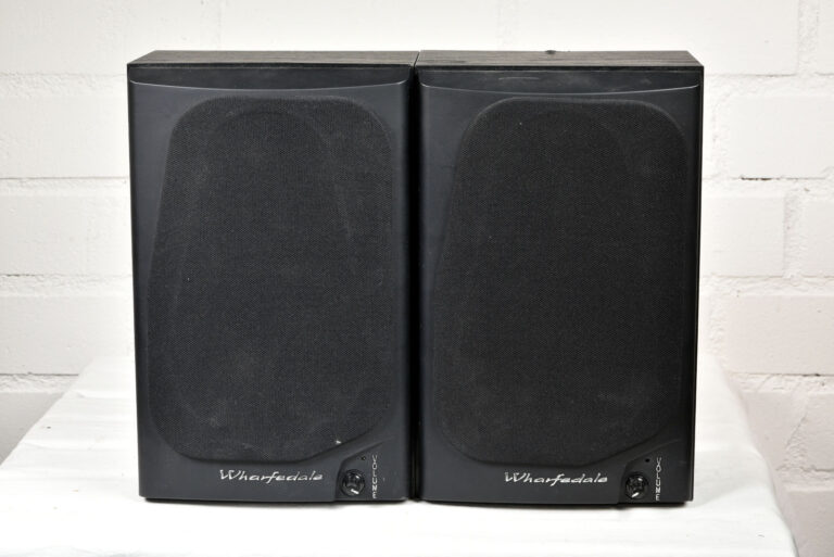Whardale Diamond 7 Active Speaker Pair