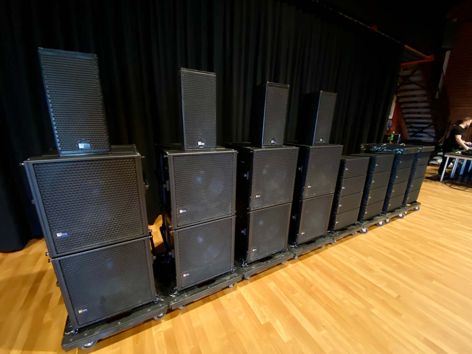 Meyer Sound Lina/750 LFC system package – Gearwise – AV & Stage Equipment