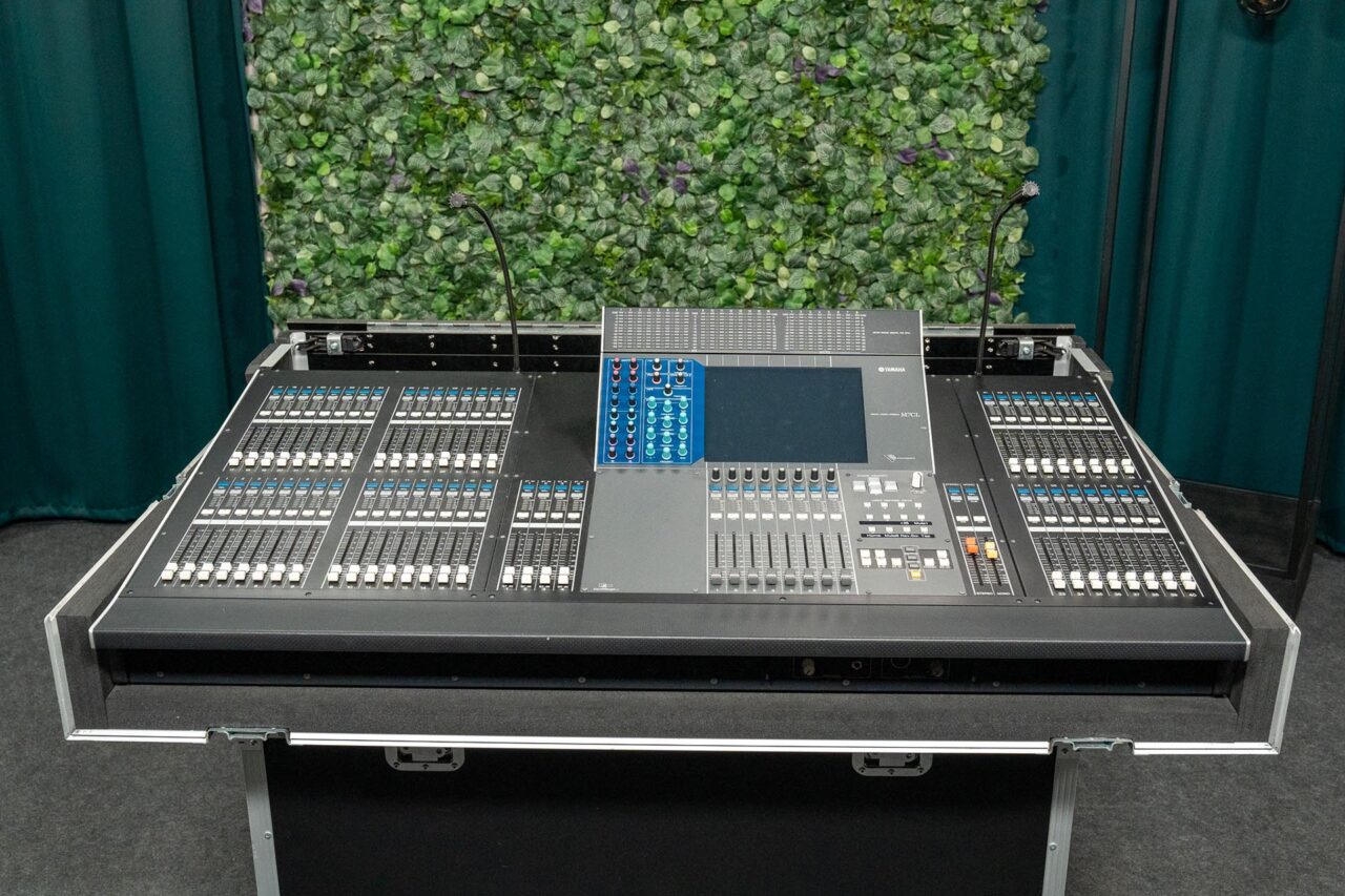 Yamaha M7CL48ES system package Gearwise AV & Stage Equipment
