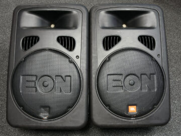 JBL EON15 G2 Powered Speaker Pair