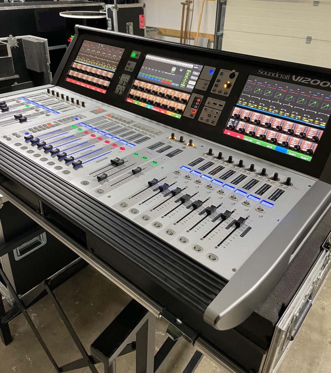 Soundcraft Vi2000 System Gearwise AV Stage Equipment